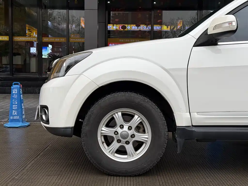 Haval H5 Classic 2015 — фото 10