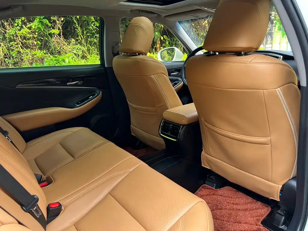 Toyota Crown 2019 — фото 10