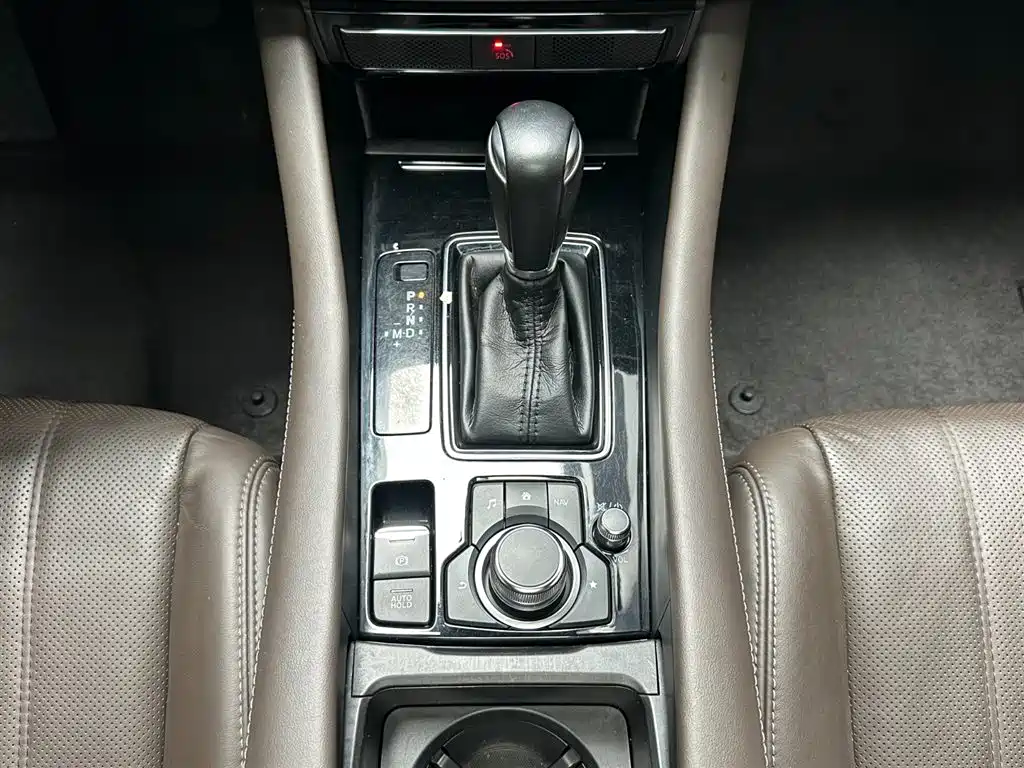 Mazda Atenza 2020 — фото 15