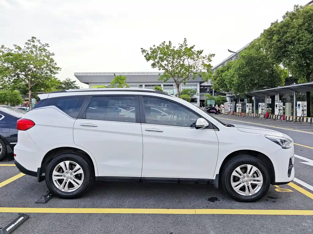 Haval M6 2020 — фото 5
