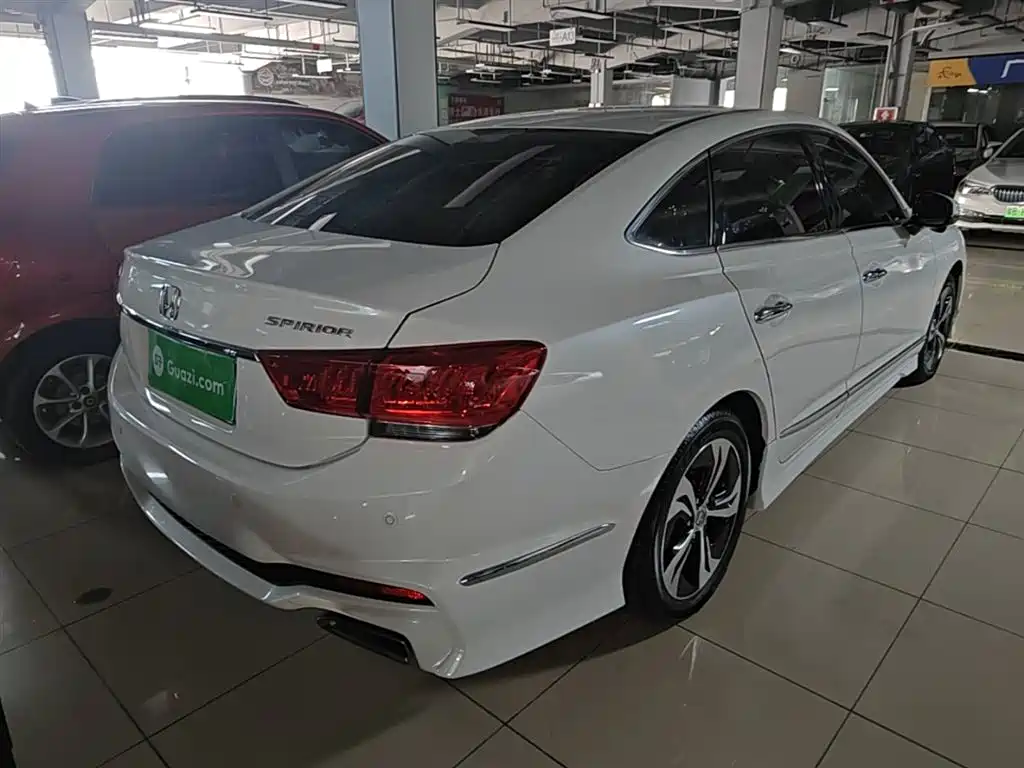 Honda Spirior 2017 — фото 7