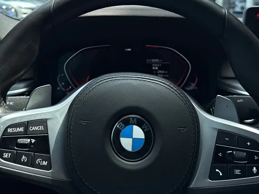 BMW 5 Series 2021 — фото 12