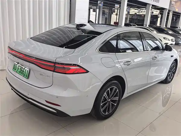 Geely Galaxy A7 EM 2025