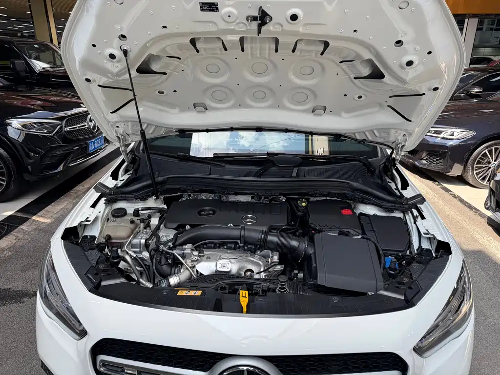 Mercedes-Benz GLA 2023 — фото 32
