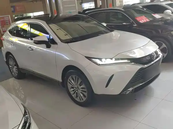 Toyota Harrier 2022