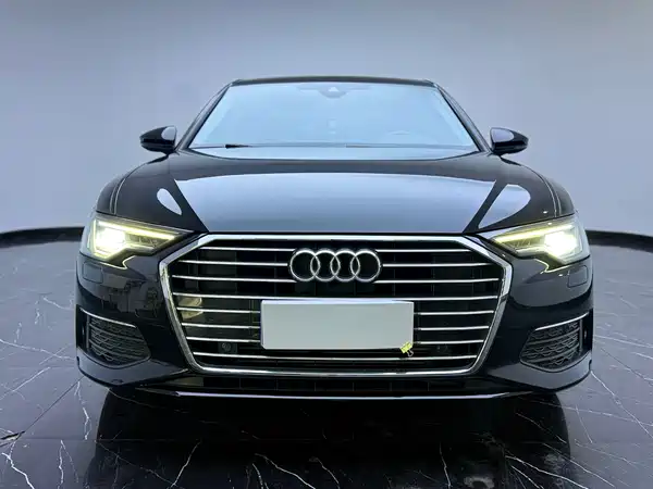Audi A6L 2022