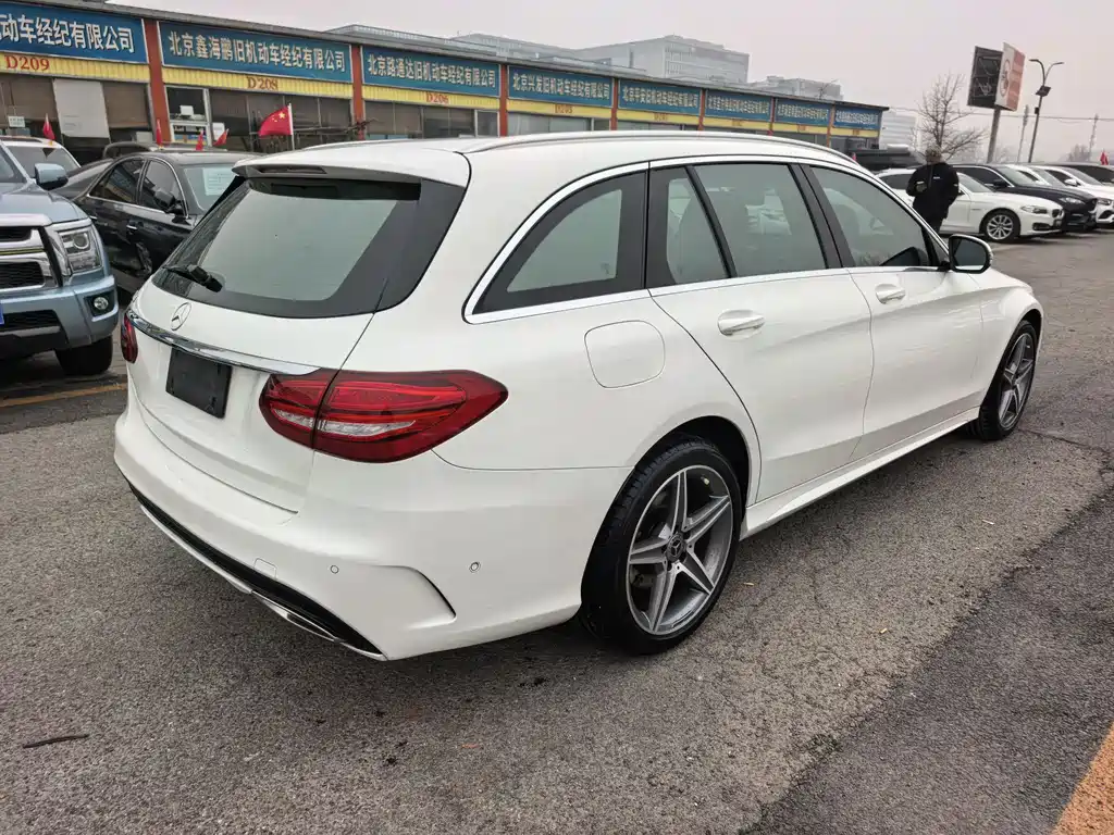 Mercedes-Benz C-Class 2018