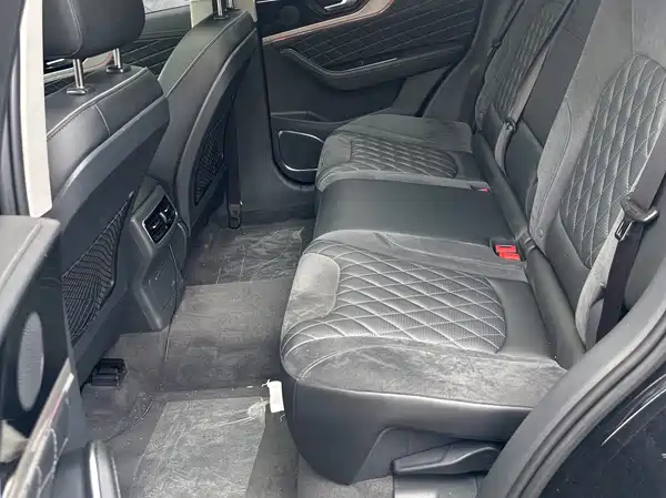Hongqi HS5 2019