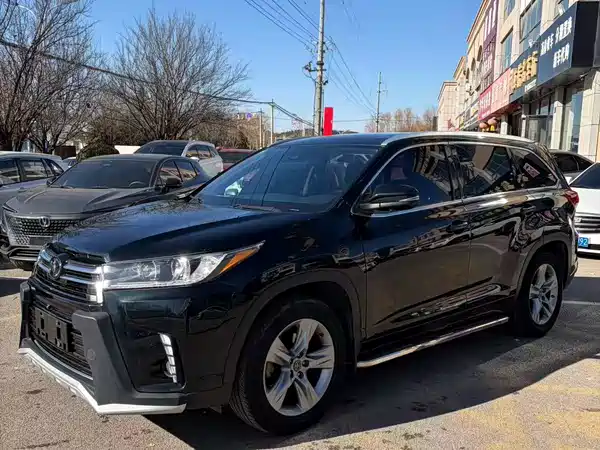 Toyota Highlander 2019