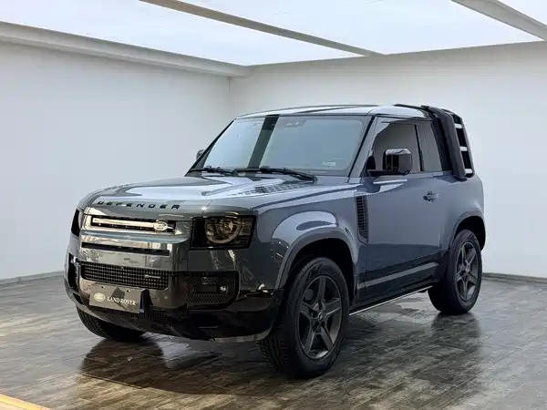 Land Rover Defender 2022