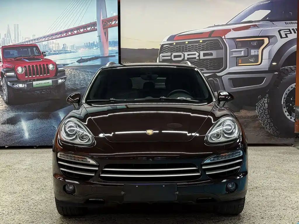 Porsche Cayenne 2014