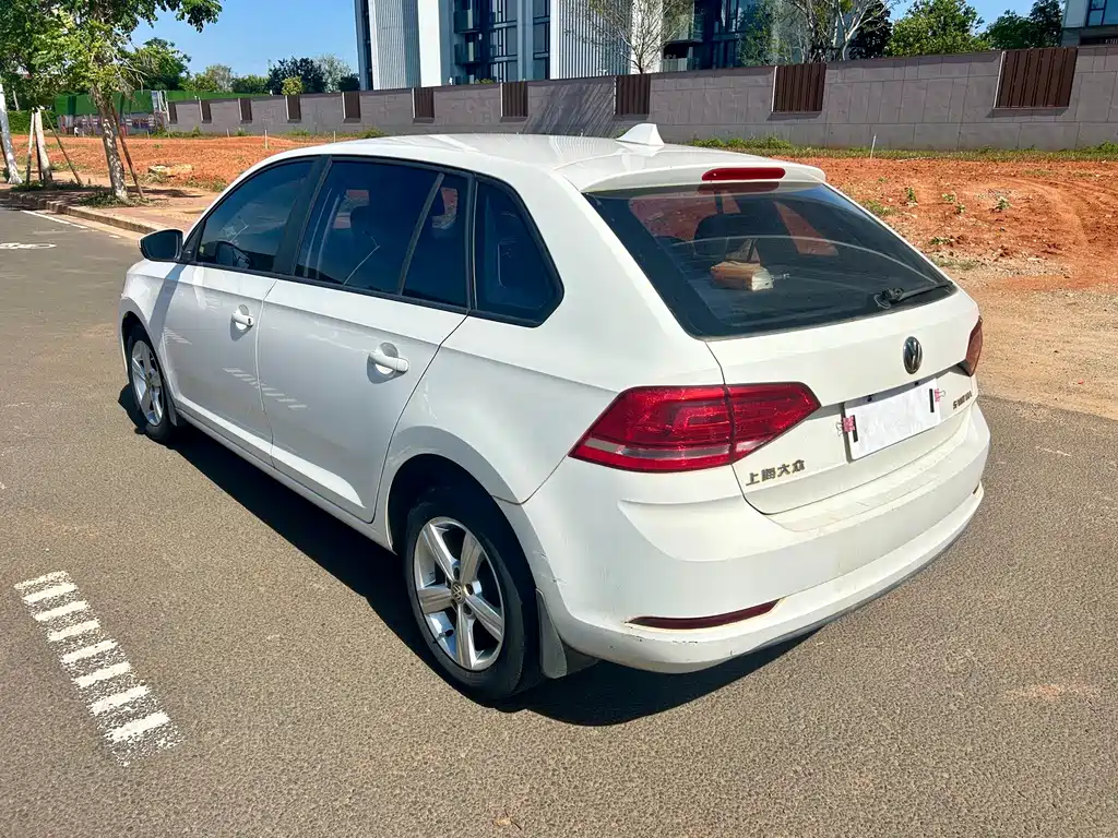 Volkswagen Santana 2015