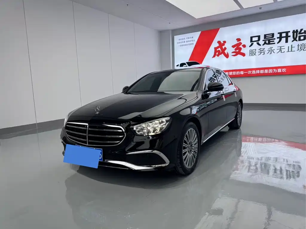 Mercedes-Benz E-Class 2023