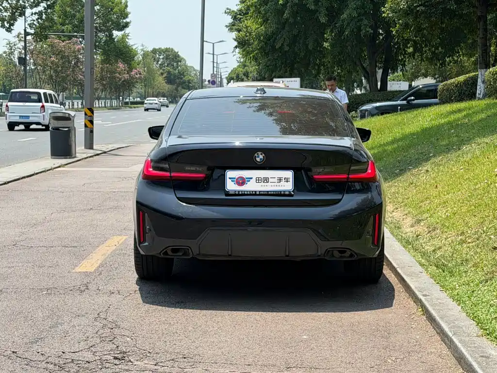 BMW 3 Series 2024