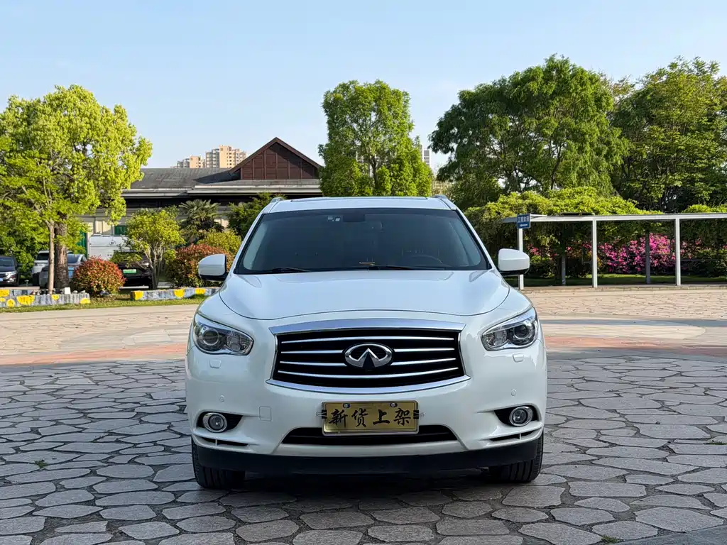 Infiniti JX 2015 — фото 3