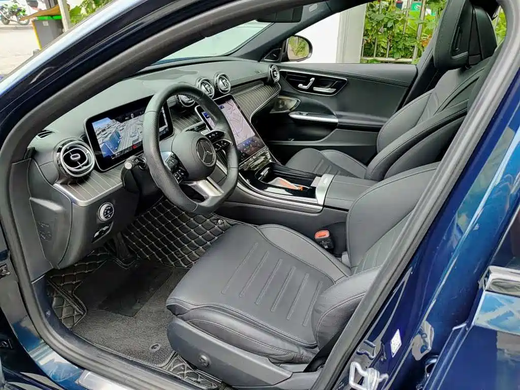 Mercedes-Benz C-Class 2023