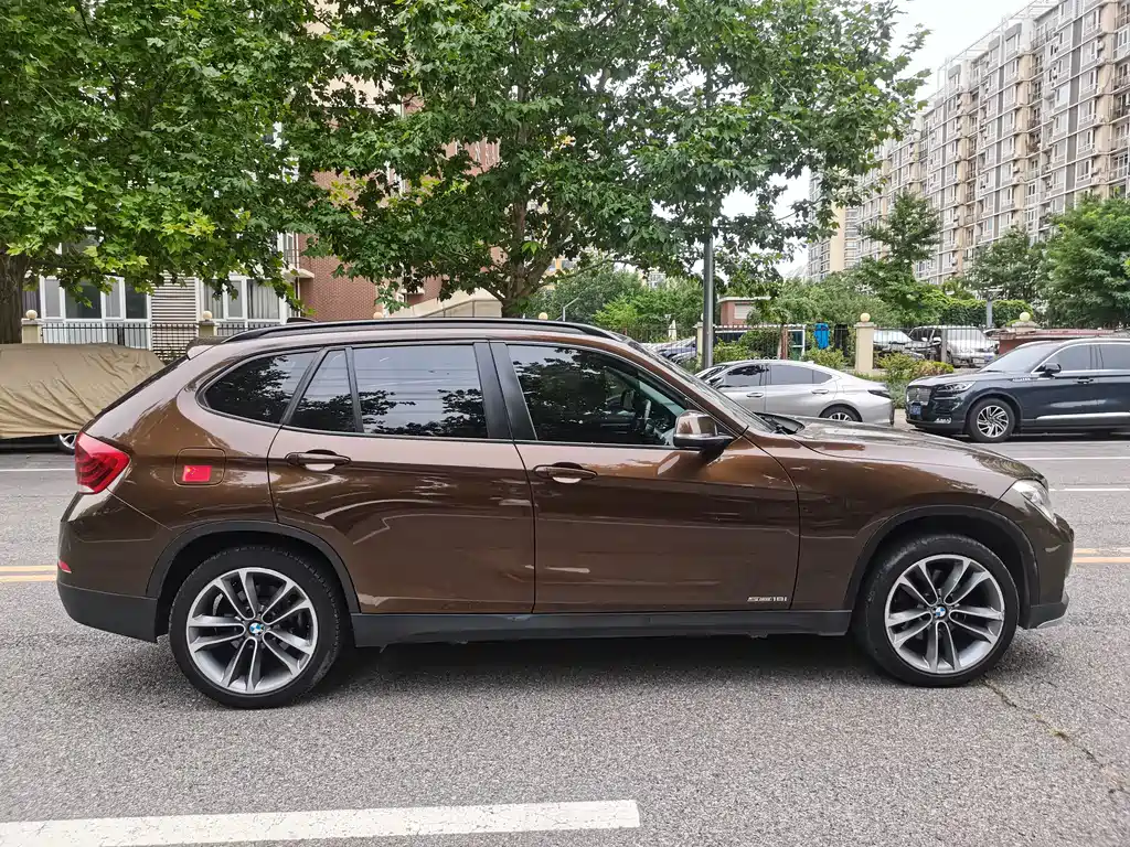 BMW X1 2016 — фото 8