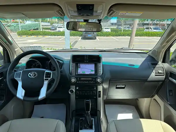Toyota Prado 2010