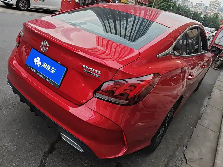 MG MG5 2021