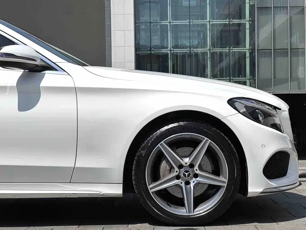 Mercedes-Benz C-Class 2018 — фото 9