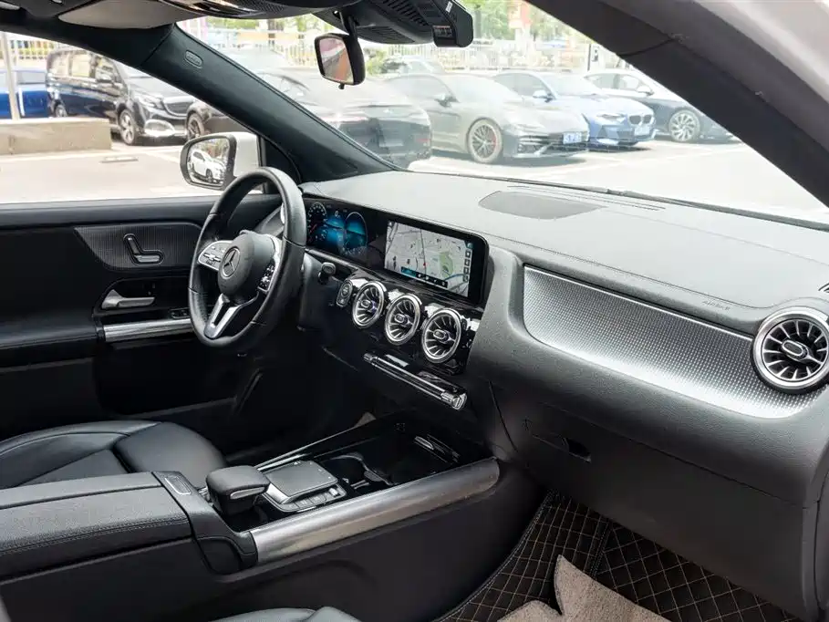 Mercedes-Benz GLA 2022 — фото 10