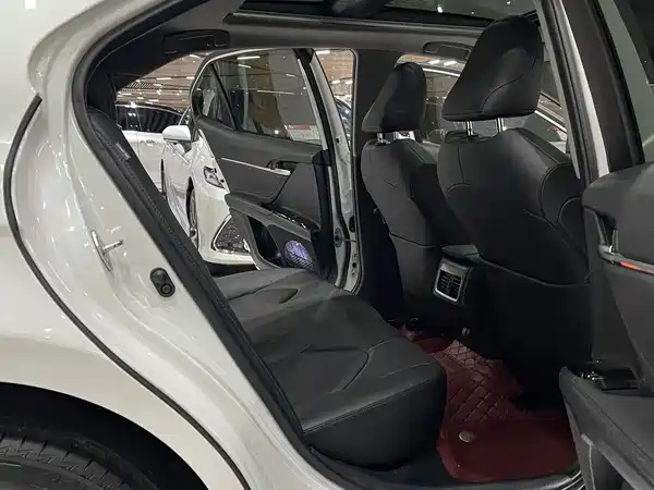Toyota Camry 2023