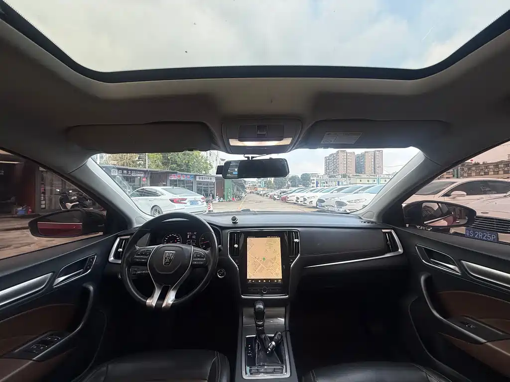 Roewe i6 Classic 2017 — фото 9
