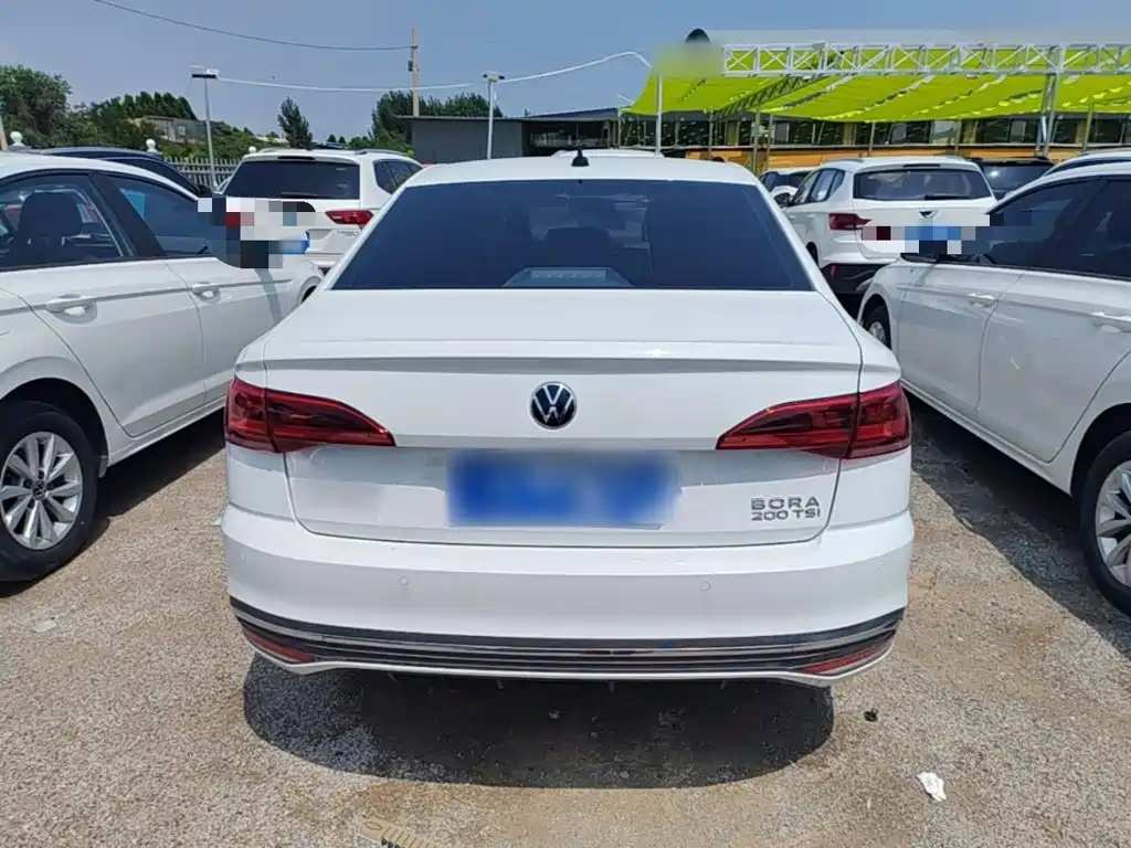 Volkswagen Bora 2024