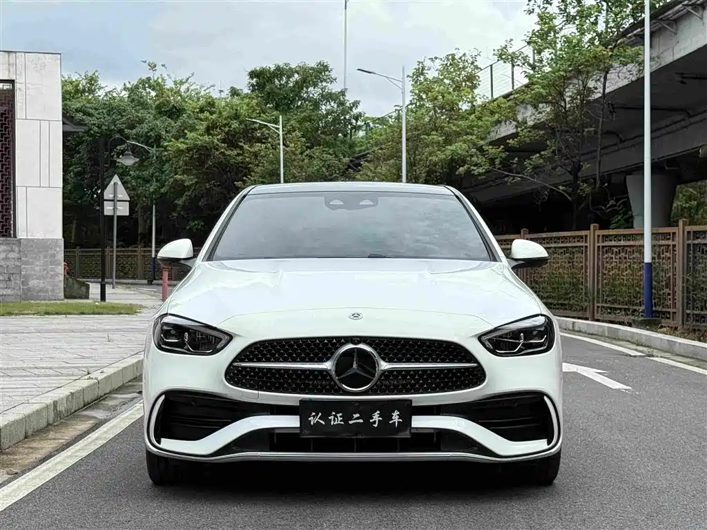 Mercedes-Benz C-Class 2026 — фото 2