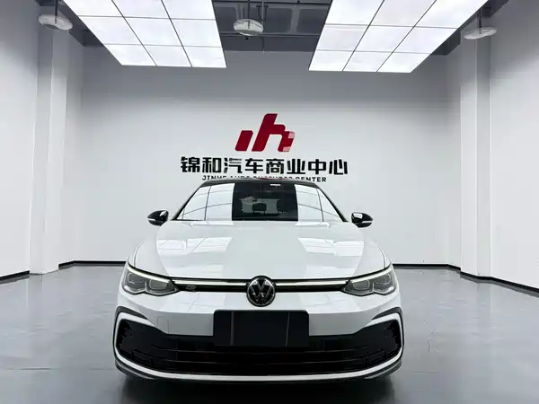 Volkswagen Golf 2023