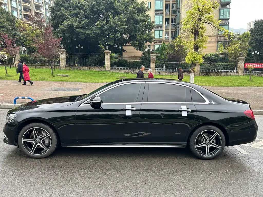 Mercedes-Benz E-Class 2020 — фото 4