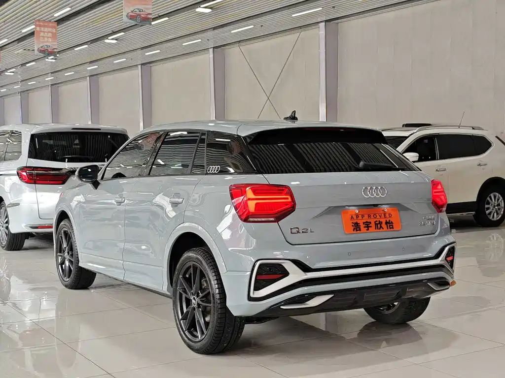 Audi Q2L 2022 — фото 13