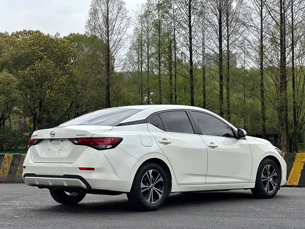 Nissan Sylphy 2023 — фото 22