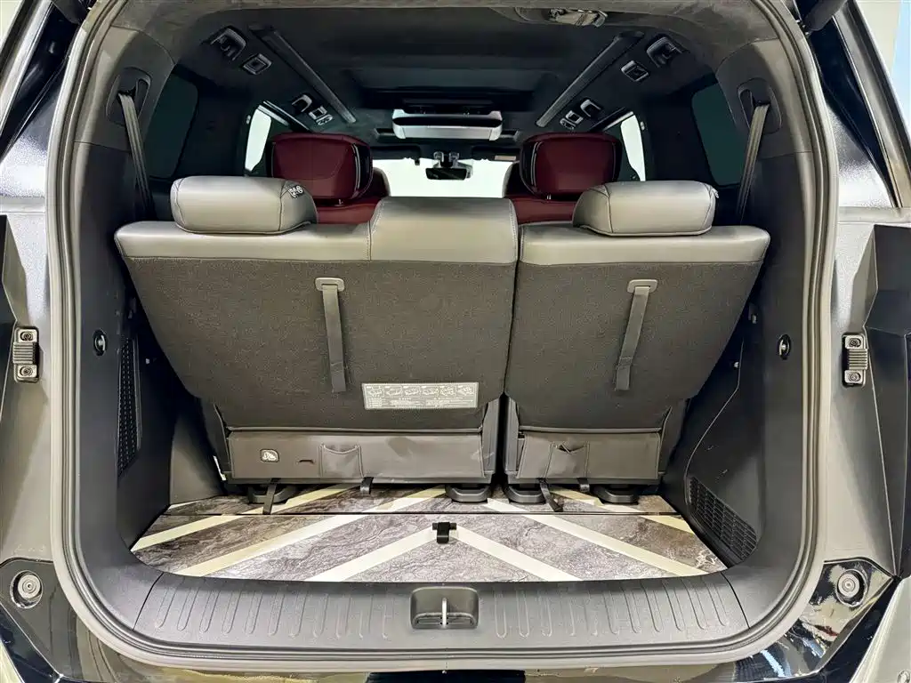 GAC Motor Trumpchi M8 2025 — фото 12
