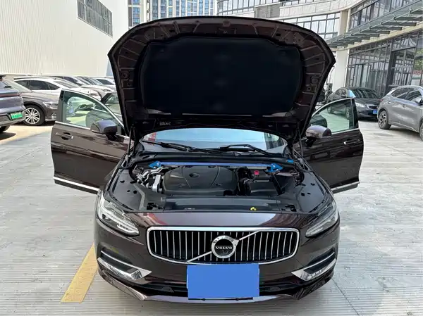 Volvo S90 2017