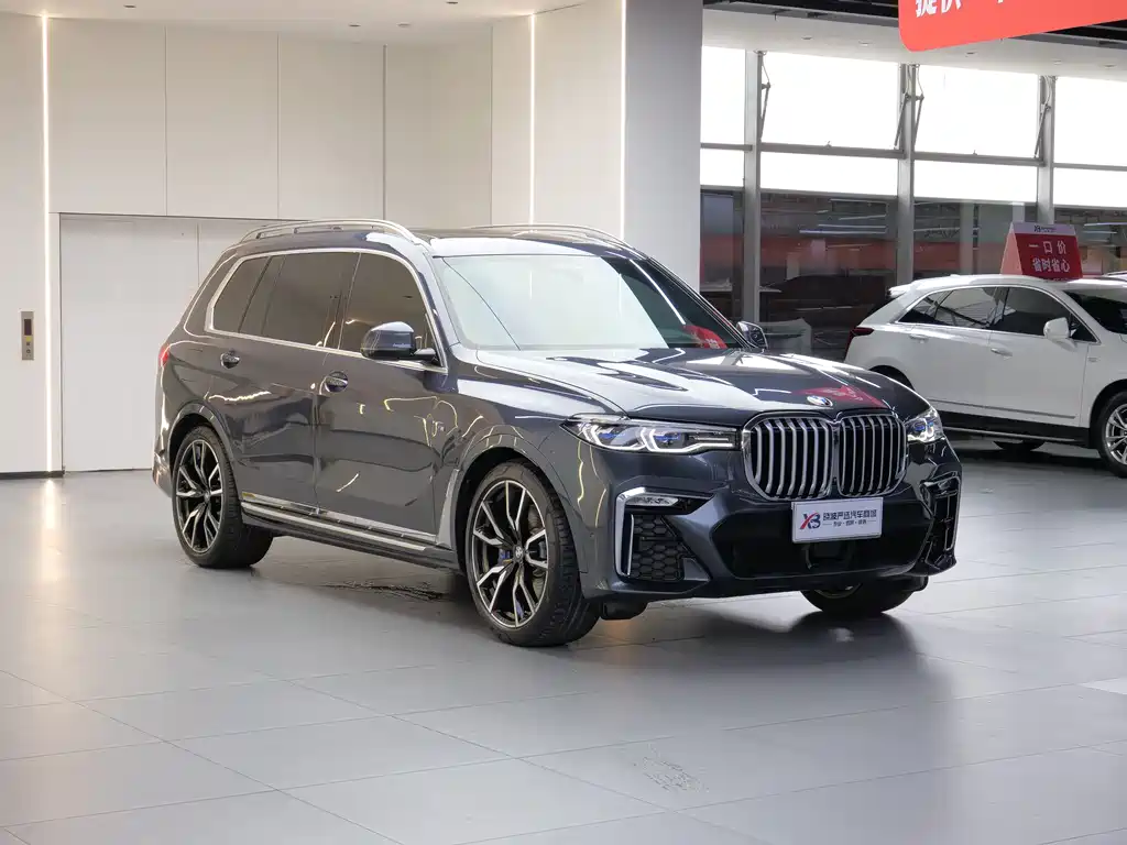 BMW X7 2021 — фото 3