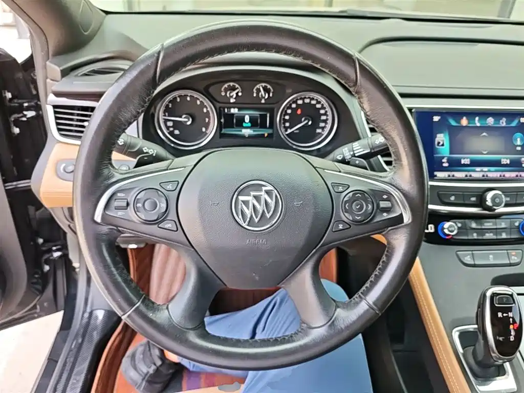 Buick LaCrosse 2019 — фото 11