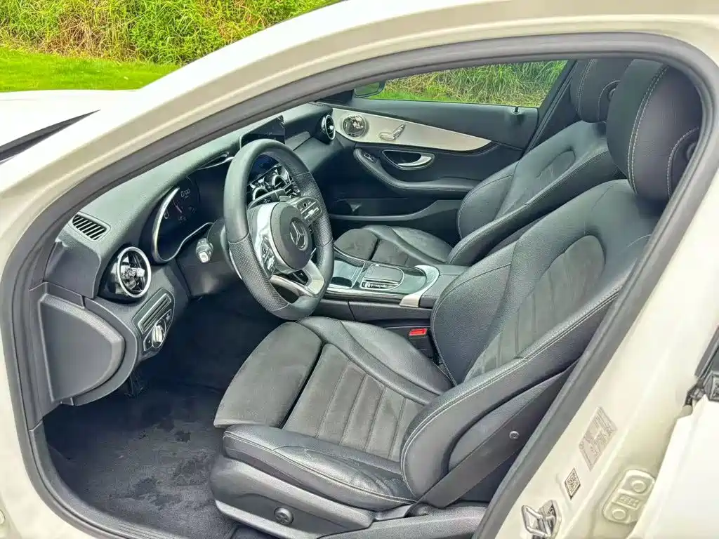 Mercedes-Benz C-Class 2019 — фото 15