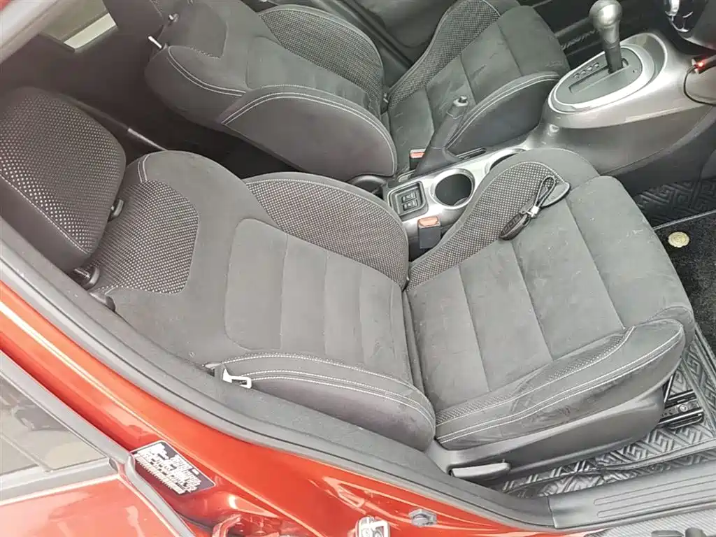 Infiniti ESQ 2019 — фото 25