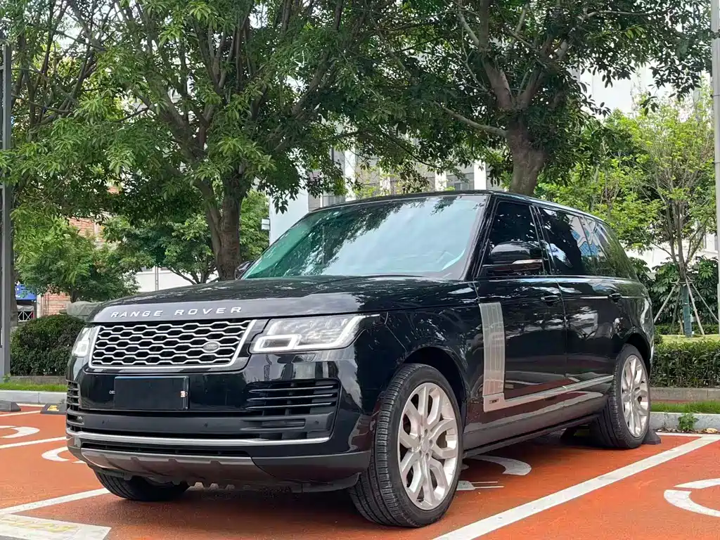 Land Rover Range Rover 2021 — фото 1