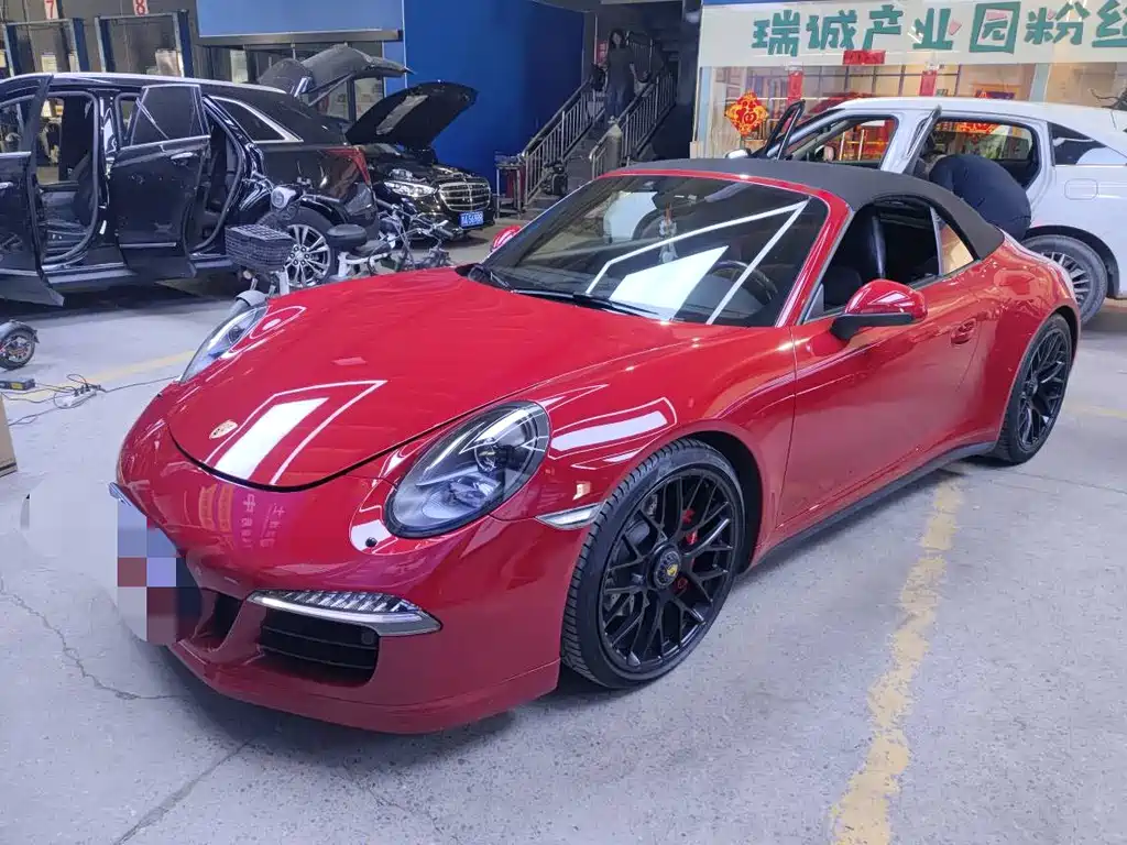 Porsche 911 2016