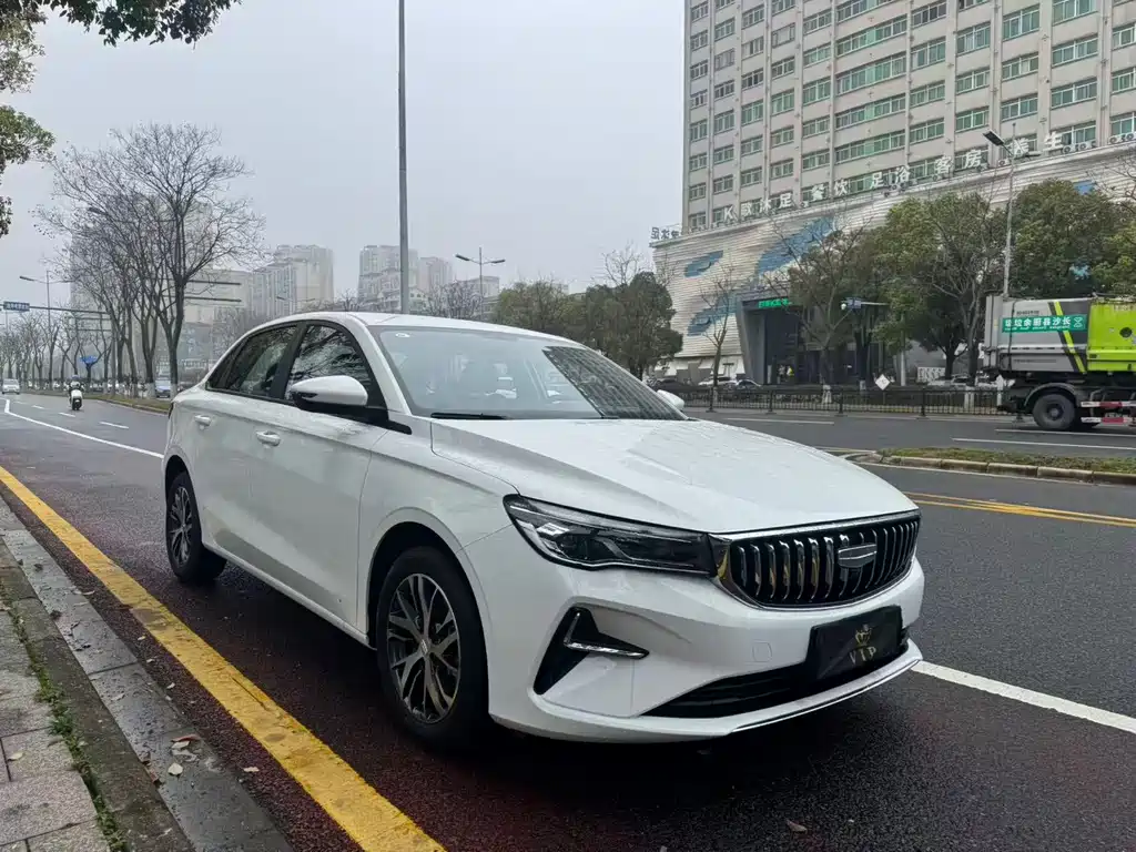 Geely Emgrand 2026