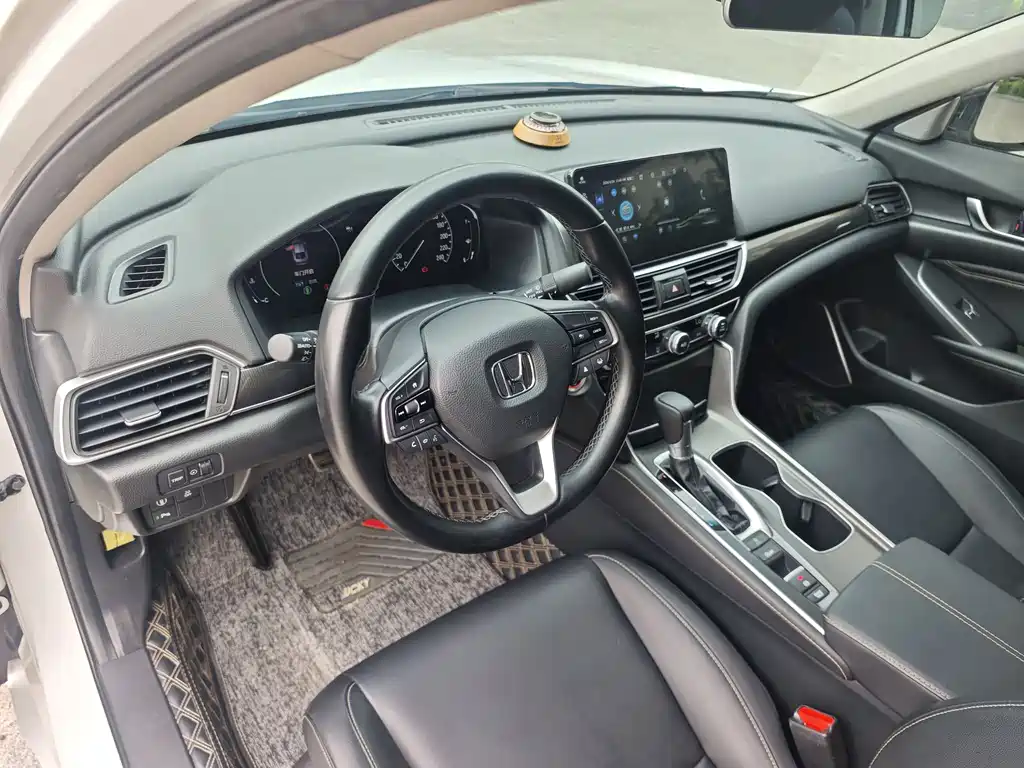 Honda Accord 2023 — фото 14