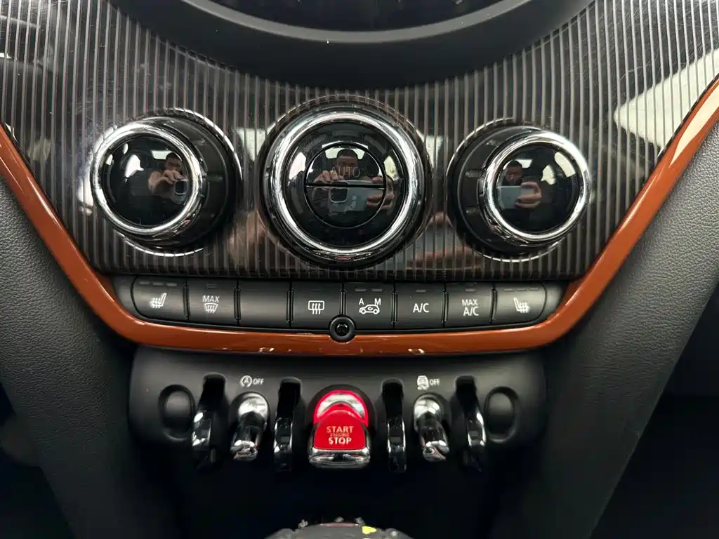 MINI Countryman 2017 — фото 15