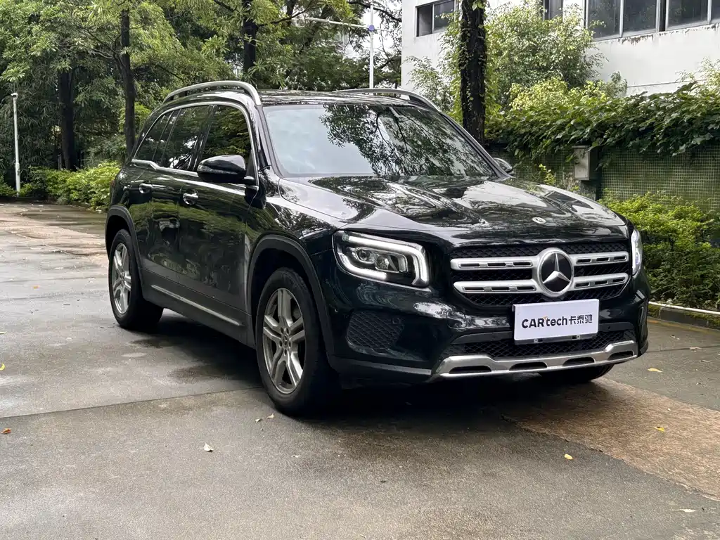 Mercedes-Benz GLB 2022
