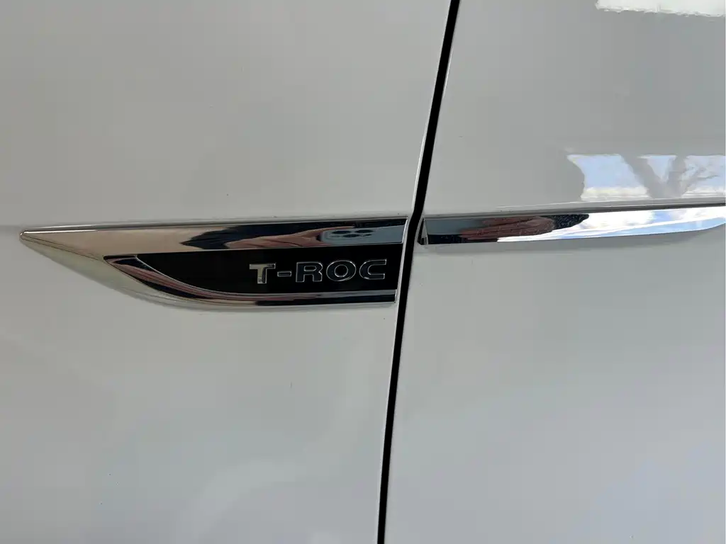 Volkswagen T-Roc 2022 — фото 16