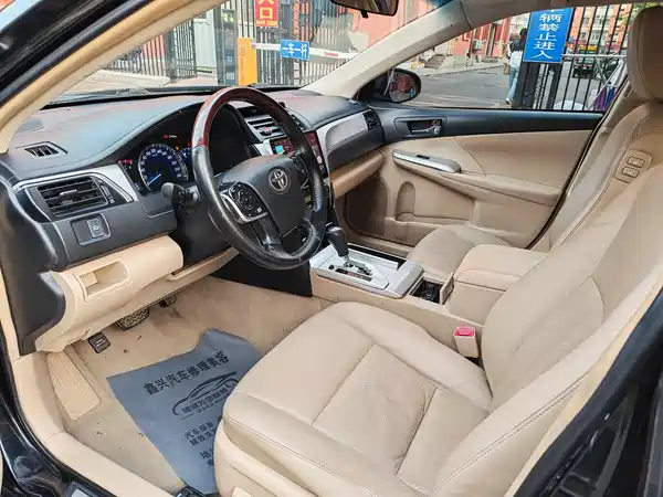 Toyota Camry 2012