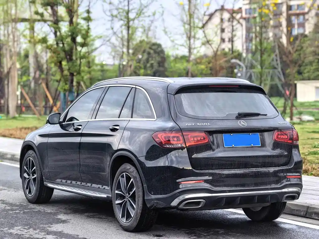 Mercedes-Benz GLC 2021 — фото 8
