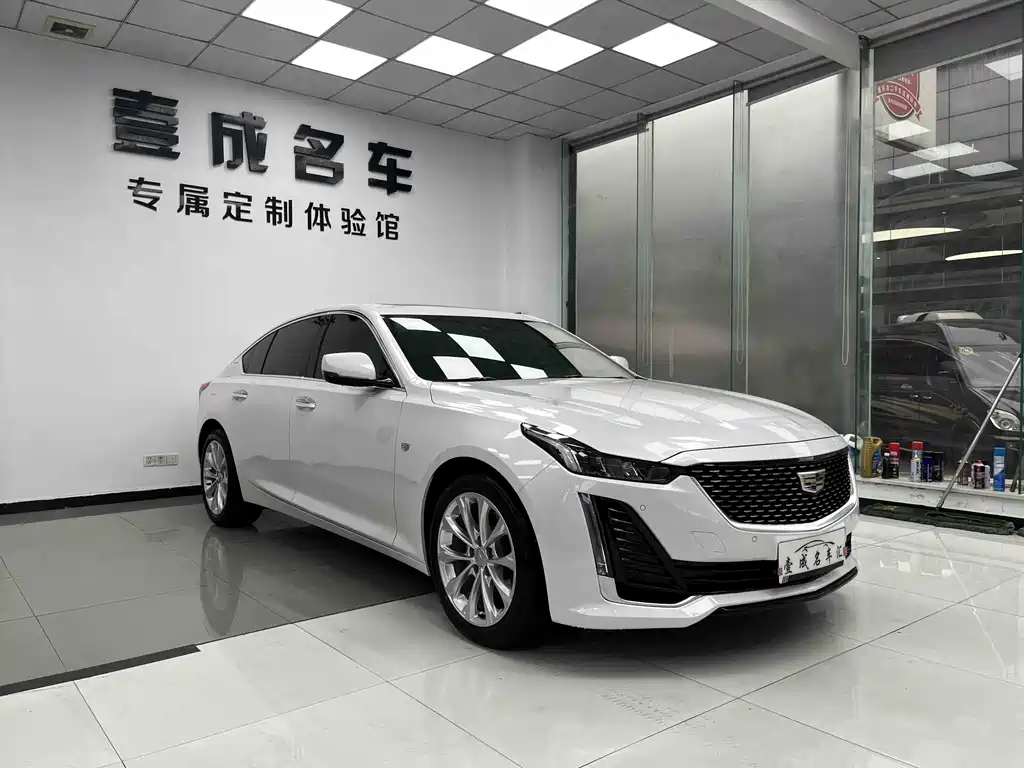 Cadillac CT5 2023 — фото 3