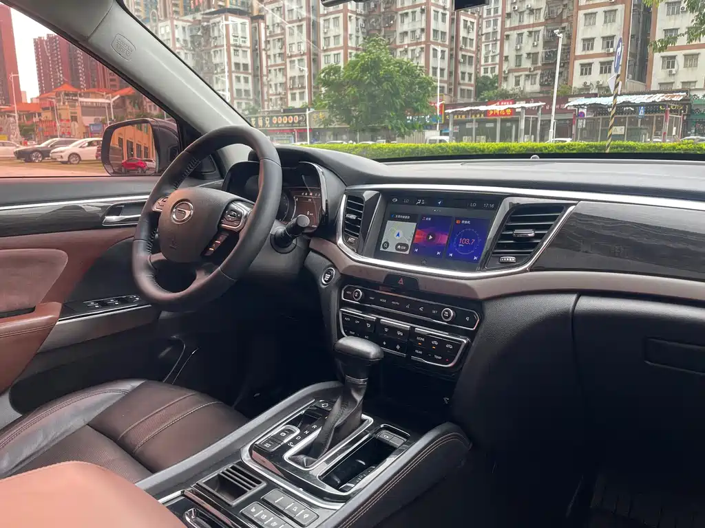 GAC Trumpchi GS8 2018 — фото 14